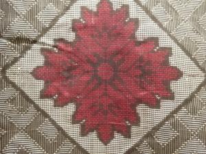 アンティーク　菱華紋織り出し本場泥大島紬着物(龍郷)